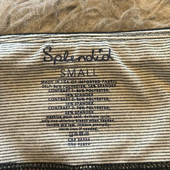 Splendid women’s black and gray stripped cropped polyester stretch leggings - Picture 3 of 6